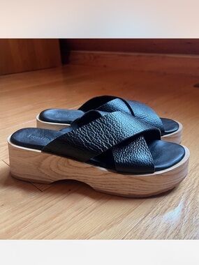 Black Leather Cross-Strap Wood Platform Sandal